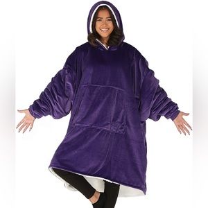 The Comfy Wearable Blanket